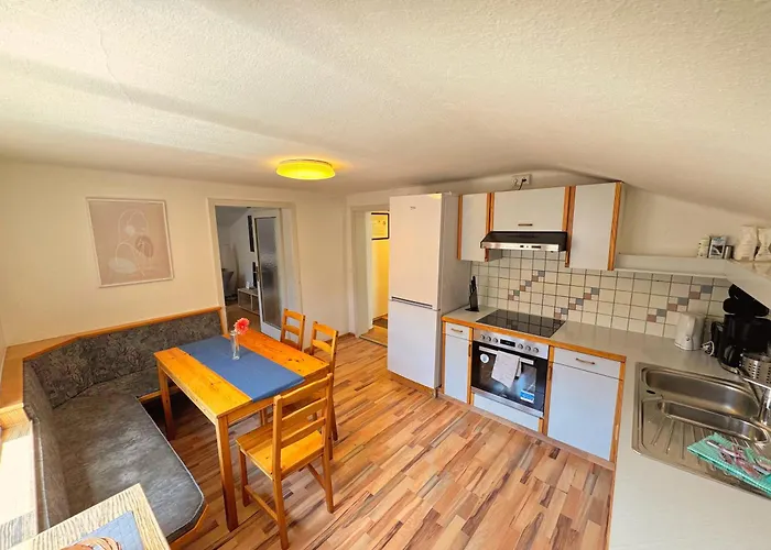 Charming Old Town * Hall in Tirol